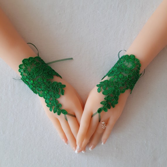Christmas green lace gloves, fingerless gloves, prom, party, pine green, christmas wedding, christmas theme, bridal gift, yew year gift