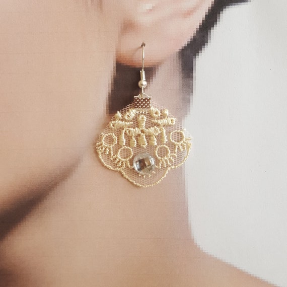 Rustic earrings, jewelry, lace earrings, lace jewelry, rhinestone, bright stone, handmade, costume jewelry, gothic, halloween gift costume