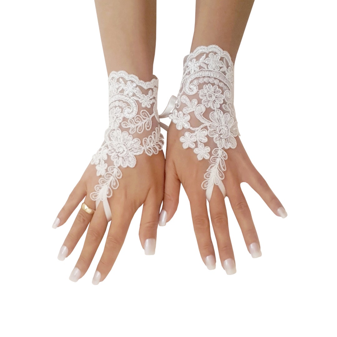 ウェディングアクセサリー GANISONG Bridal Flower Garden Gloves White Mai - Floral Lace Bridal Gloves — NK Bride