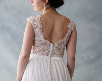 Romantic Ivory lace scoop Neck low back chiffon and Lace Wedding Dress also Good for Beach Wedding - AM 7840001