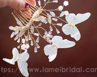 Pretty Butterfly in golden Comb - Bridal Flower Hair Accessory - Bride Bridesmaid Flowergirl - small Flowers Comb