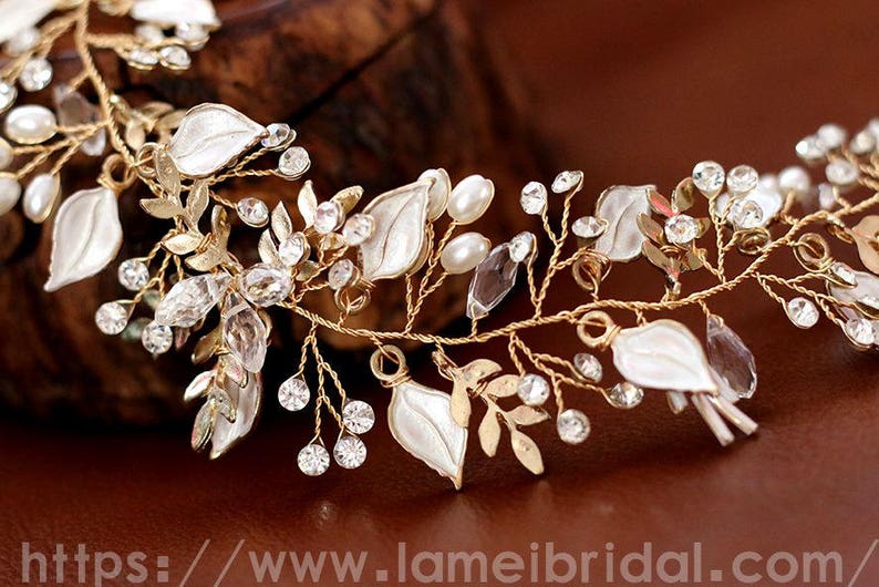Bridal Headpiece Bridal leaf Headband Heavy beaded Gold leaves Bridal hair vine Boho wedding Bridal Hair Vine Gold wedding hair Halo