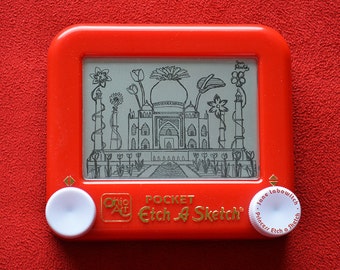 Taj Mahal Blumen Etch A Sketch Kunst | Einzigartiges nostalgisches Raumdekor