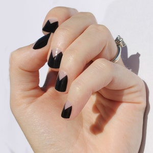 Black Elle Heat Activated Nail Wraps
