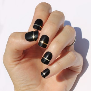 Black Lola Heat Activated Nail Wraps