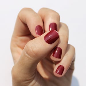 Solid Wine Heat Activated Nail Wraps