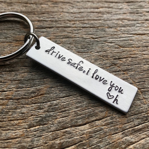 Custom Hand Stamped Round Keychain Aluminum Gift Personalized Customize  Initials Date Father's Day Wedding Birthday Christmas 