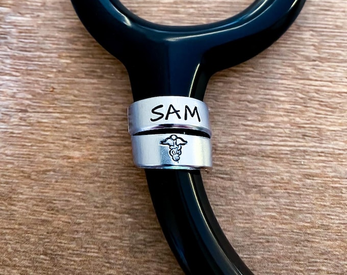 Personalized Stethoscope Charm Name Stethoscope Wrap, Nurse stethoscope Tag, Nurse Gift, Nurse Appreciation Gift, Doctor Gift, Medical Gift