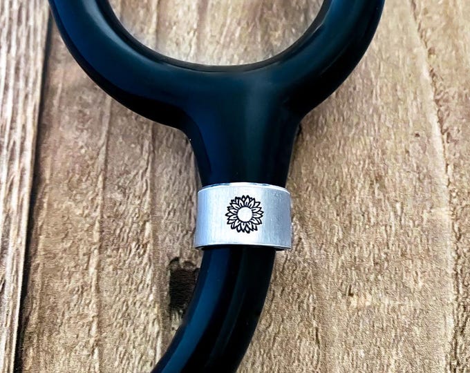 Stethoscope Tag: Sunflower Nursing Gift, Doctor Gift, Veterinary Gift, Nurse Appreciation,  Stethoscope Charm, ID Tag , Stethoscope Wrap
