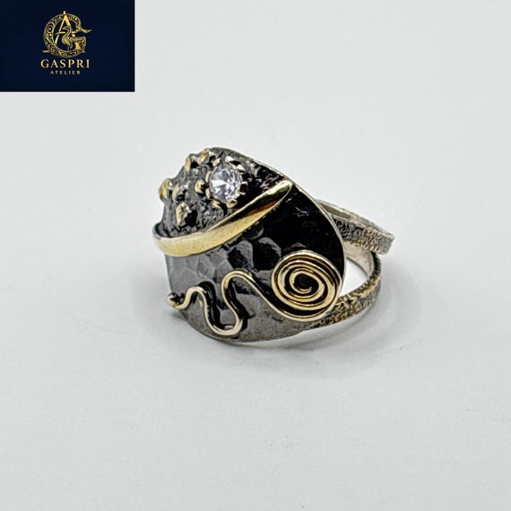 Spiral of Light Ring
