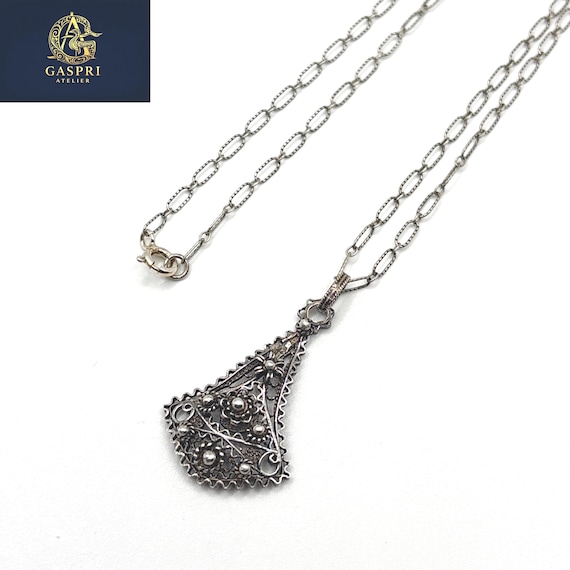 The Serene Filigree Pendant