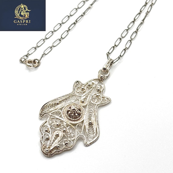 Liria Filigree Medallion