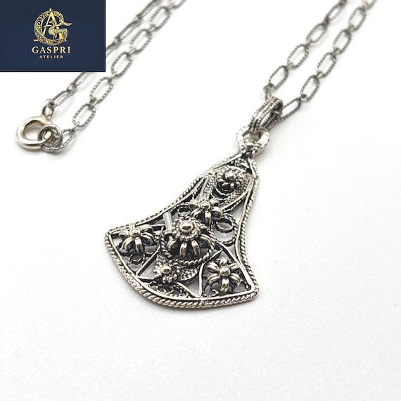 Solenne Filigree Petal Pendant