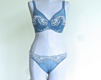 90s ON GOSSAMER S 32D Bra M Panties Sheer French Blue Lavish Ivory Lace 3 Hook Underwire Bikini