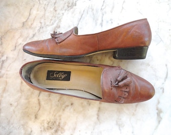 90s SELBY 8.5S Brown Loafers Fringe Tassel Tie low heel leather classic back to school comfy casual slip ons vintage