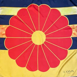 Vintage Lanvin Silk Scarf Mod Floral Print 31 In Good Condition