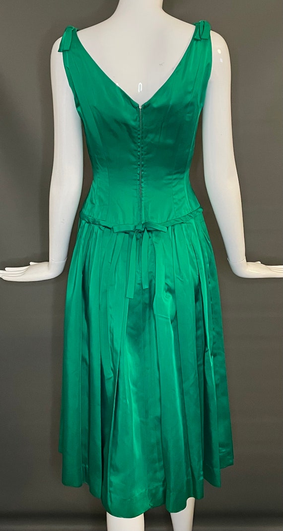 Gorg Vtg 50s 60s Emerald Green Satin Party Dress … - image 9