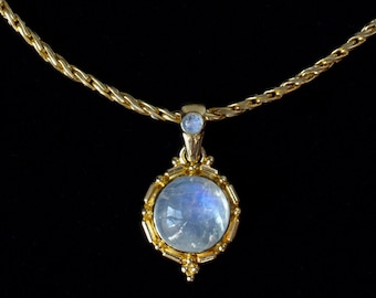 18K Gold Vermeil Rainbow Moonstone Necklace Handcrafted in a Balinese Design: EPIPHANY