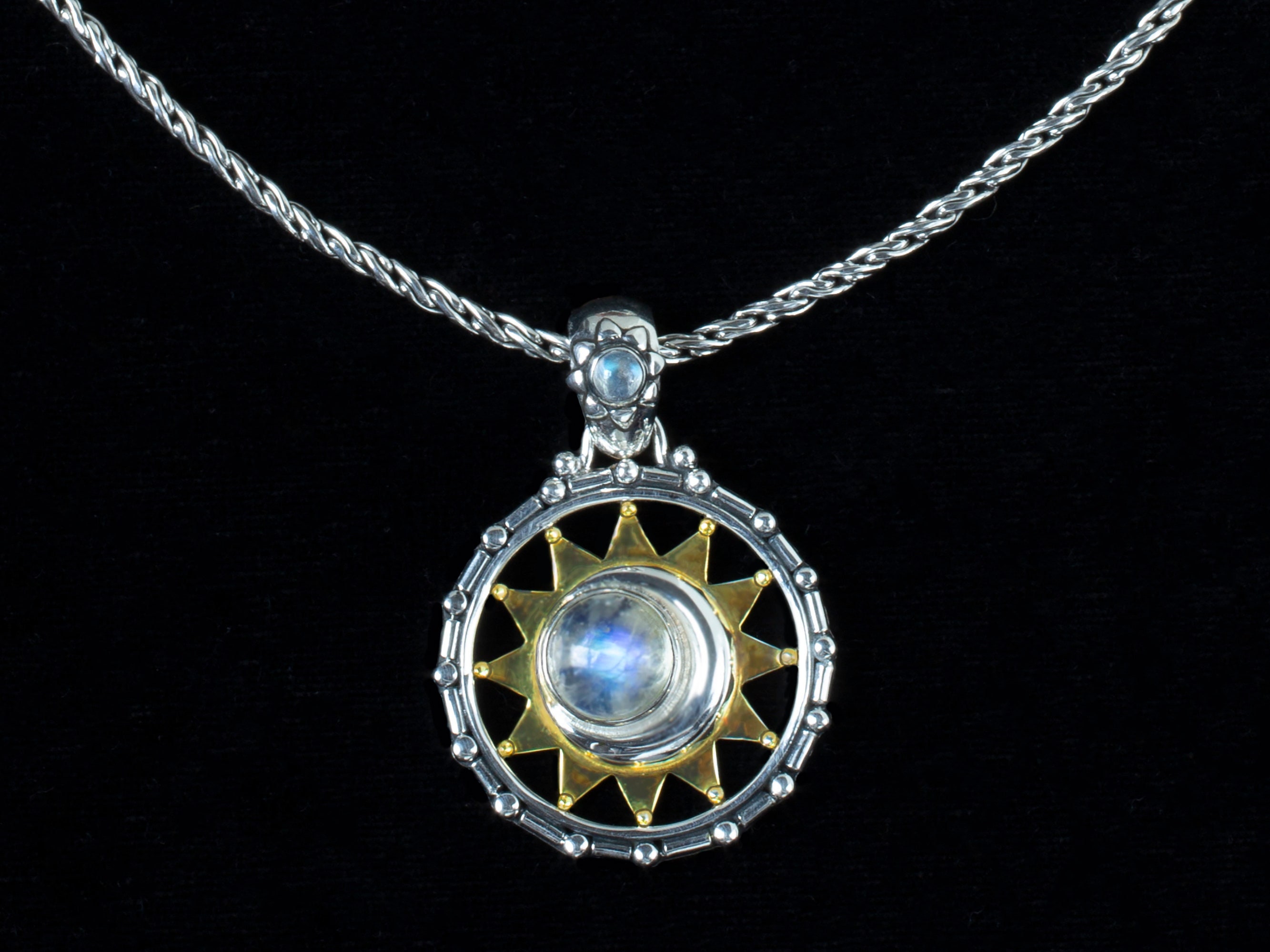 Regenbogen Mondstein Sonne und Mond Himmlische Halskette Handgefertigt in Sterling Silber Mischmetall & 18K Vermeil-Gold-CELESTIAL