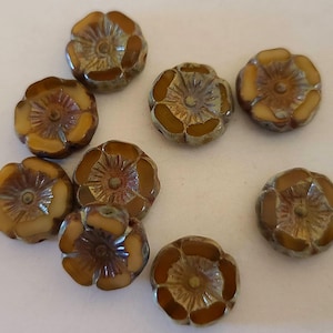 Six Hibiscus Flower 12mm orange with Picasso finish Czech glass beads