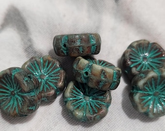 Six 14mm Hawaii flower Czech glass beads