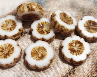 Six 14mm Hawaii flower Czech glass beads in white with Picasso accent