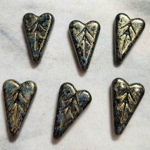 Six 16x11mm heart leaf Czech glass beads