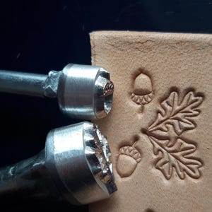 b.b.simon ベルト Acorn Leaf Tooled Leather Belt - Etsy UK