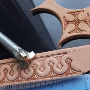013-34 small floral Meander Leather stamp homemade Custom Saddlery Tool