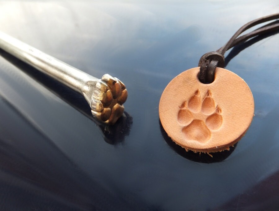 011-04 Wolf Track Leather Stamp Saddlery Tool Punch 3D Brass Western …