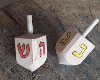 4 pcs of hand painted Chanuka / Hannukkah DREIDEL wooden toy