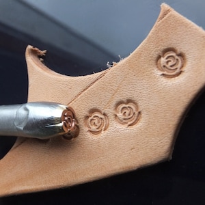 015-10 MINI ROSE Perforatrice pour cuir, laiton, 6 mm