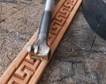 013-14 PROSTY MEANDER Skórzany stempel, ręcznie robiony, niestandardowe narzędzie do wyrobu siodeł