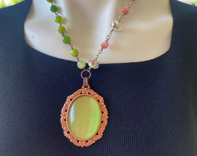 Necklace Pendant Lime Green Cats Eye Glass