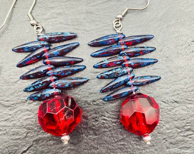 Glass dagger earrings red and blue. Mid Century Style. Like mobiles for your ears.