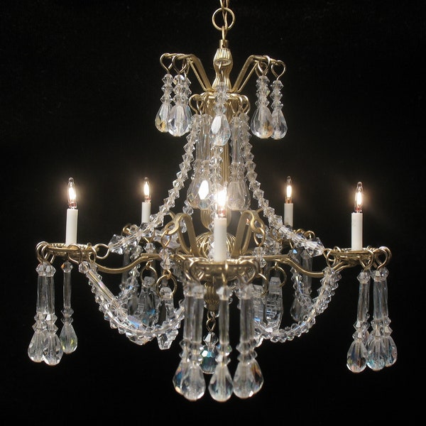 1:12 scale Dollhouse Ava Chandelier in gold