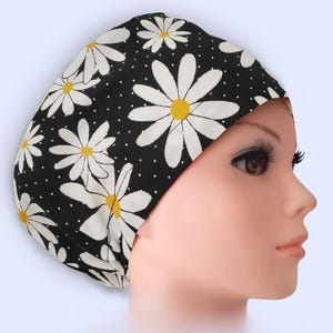 Euro Scrub Cap Satin Lined Personalized Scrub Hat for Women : Black Daisy Floral