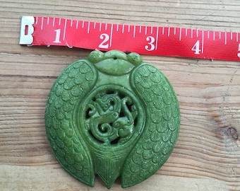 Hand-Carved Green Jade Cicada Pendant – Vintage Asian Jadeite Dragon Amulet