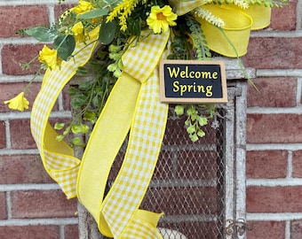 Lantern Swag, Everyday wreath, Floral Lantern Decor