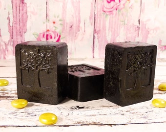 Exfoliating, cleansing & detoxifying soap