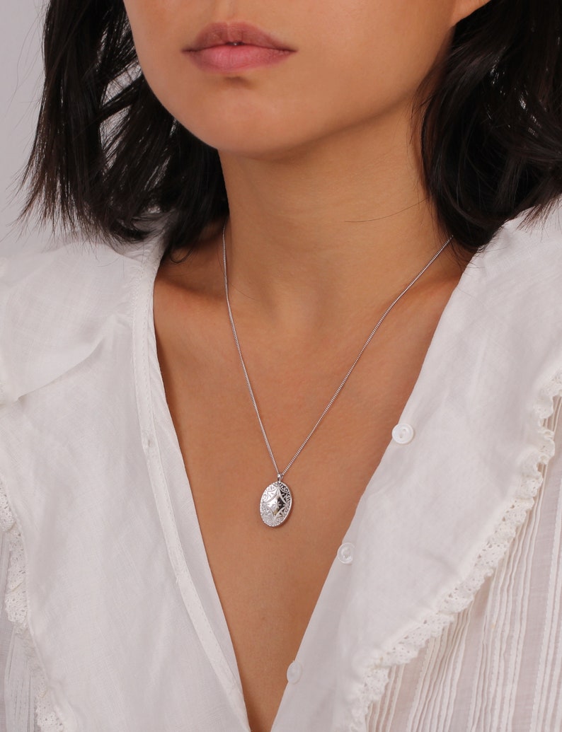 Coin Charm Necklace Medallion Necklace Silver Coin Necklace Vintage Coin Silver Disc Necklace Oval Coin Necklace Coin Necklace Silver