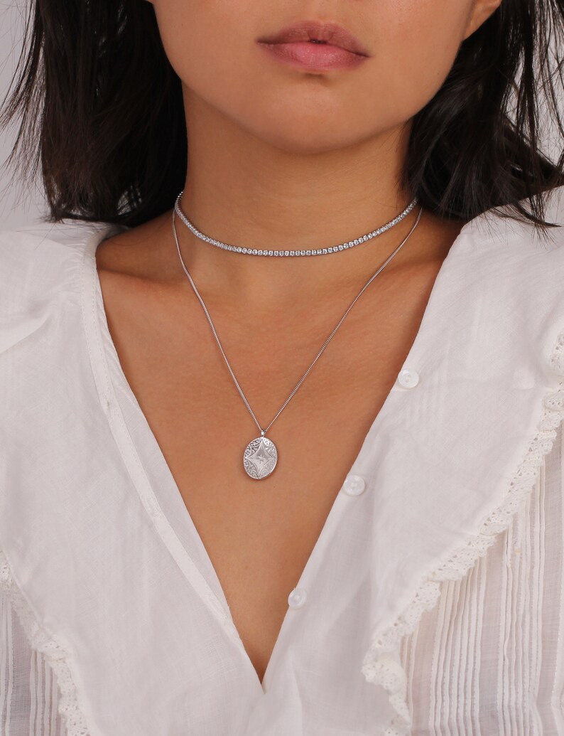 Coin Charm Necklace Medallion Necklace Silver Coin Necklace Vintage Coin Silver Disc Necklace Oval Coin Necklace Coin Necklace Silver