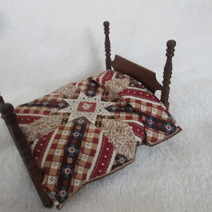 MINIATURE QUILT