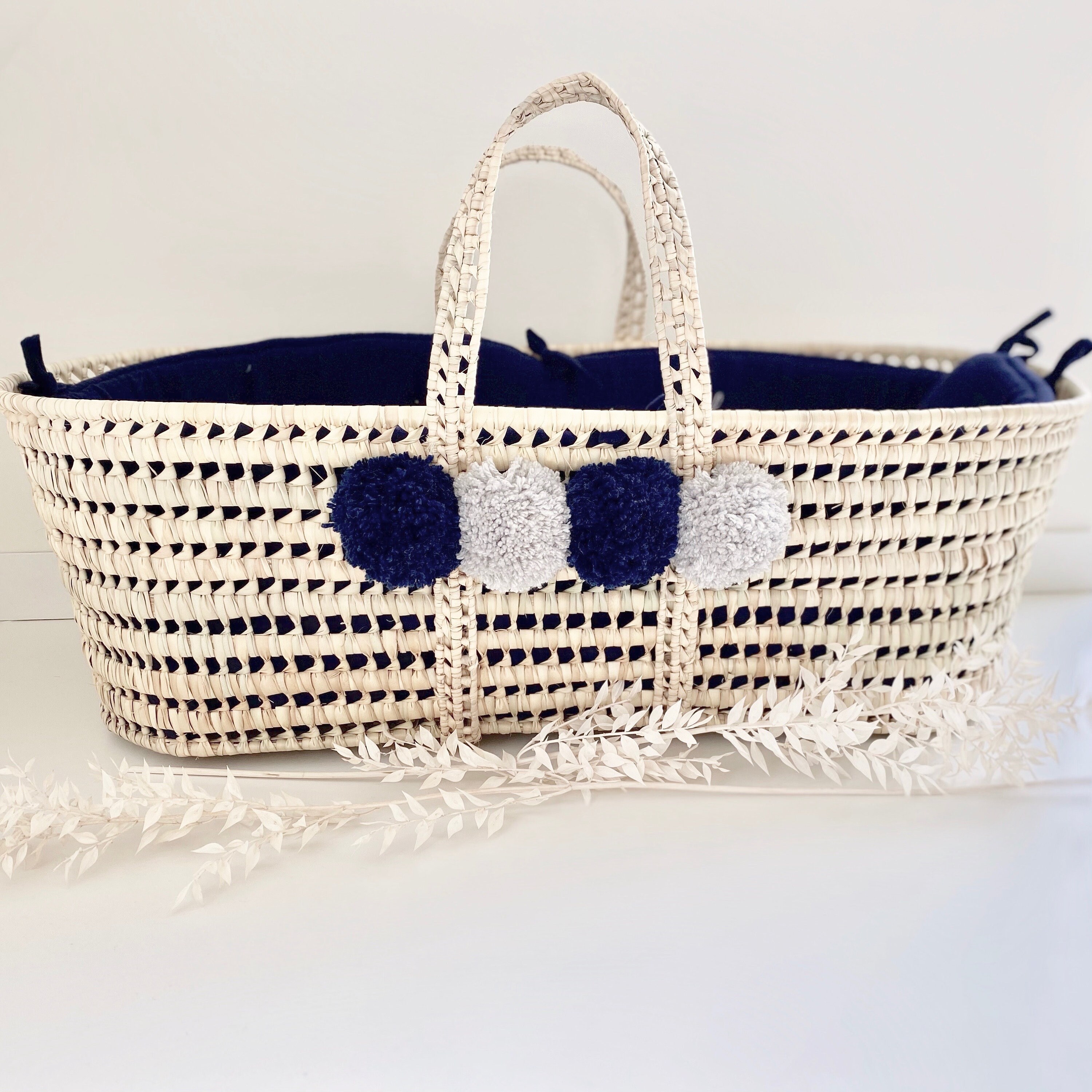 Couffin Bébé Palme à Pompons et Habillage Bleu Marine en Option