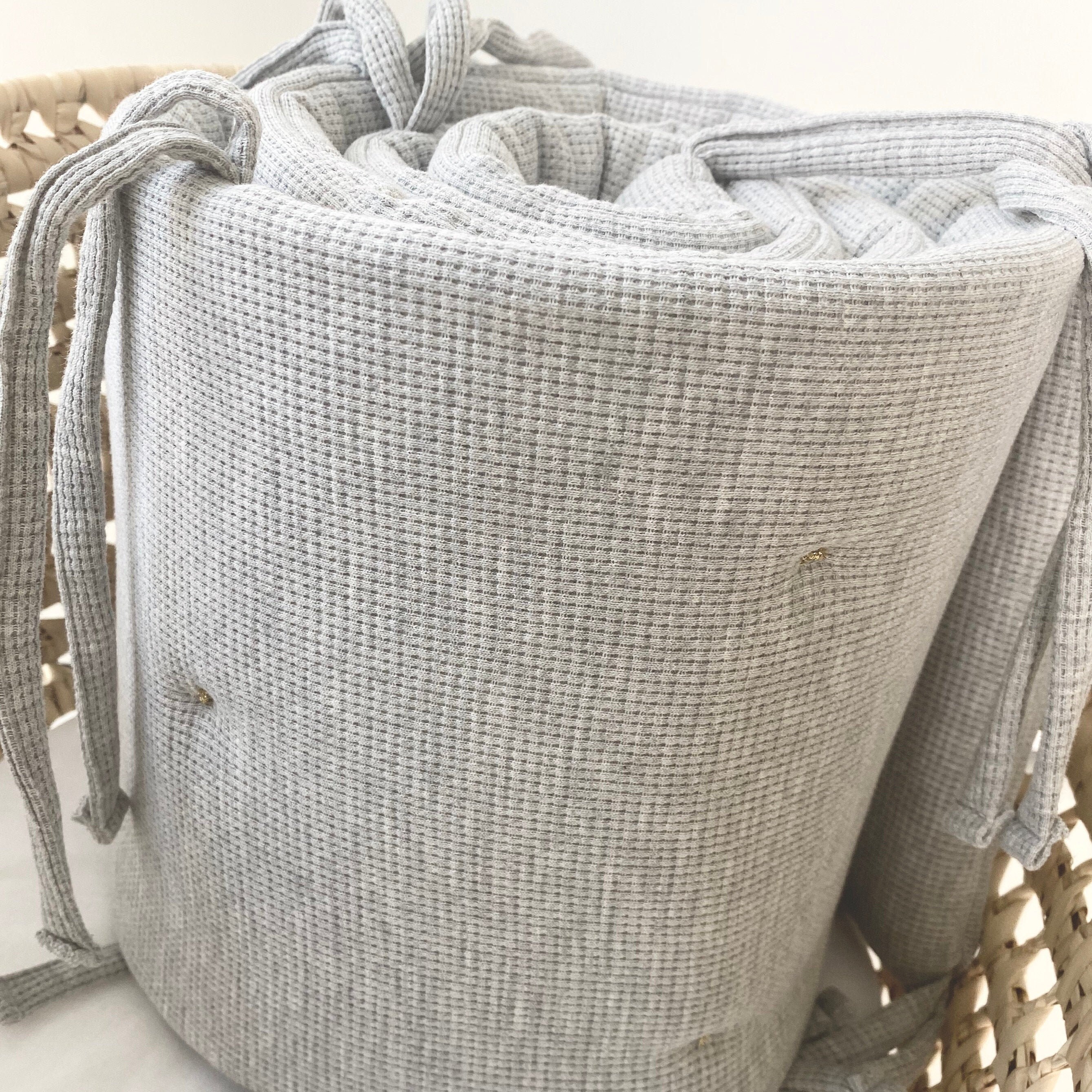 Tour de Lit Moelleux Gris Chiné Clair