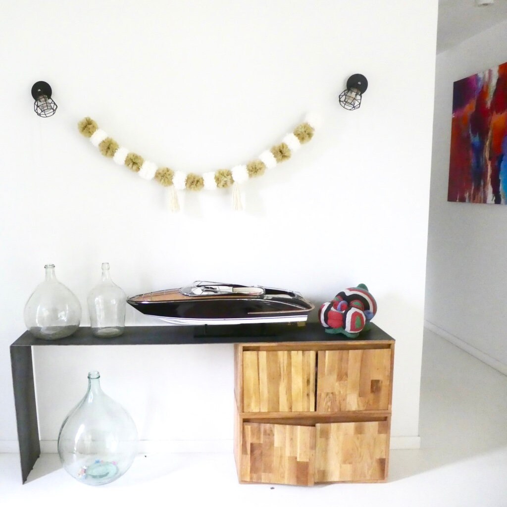 Guirlande de Pompons en Tulle Doré et Laine Écrue - 3, 5Mètres-