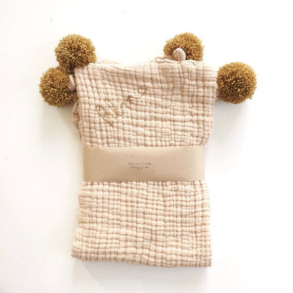 Couverture Personnalisee Bebe Double Gaze Brodee A La Main Etsy