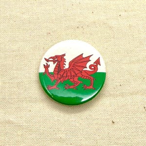 ウェールズ国旗 Ddraig Goch 25 mm ボタンピンバッジ