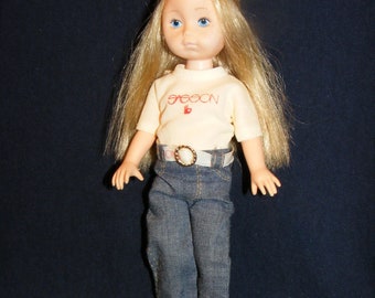Ginny Doll, Vogue, Sasson Ginny doll, Vintage 1978, Original Outfit Clothes with shoes, Nice Condition