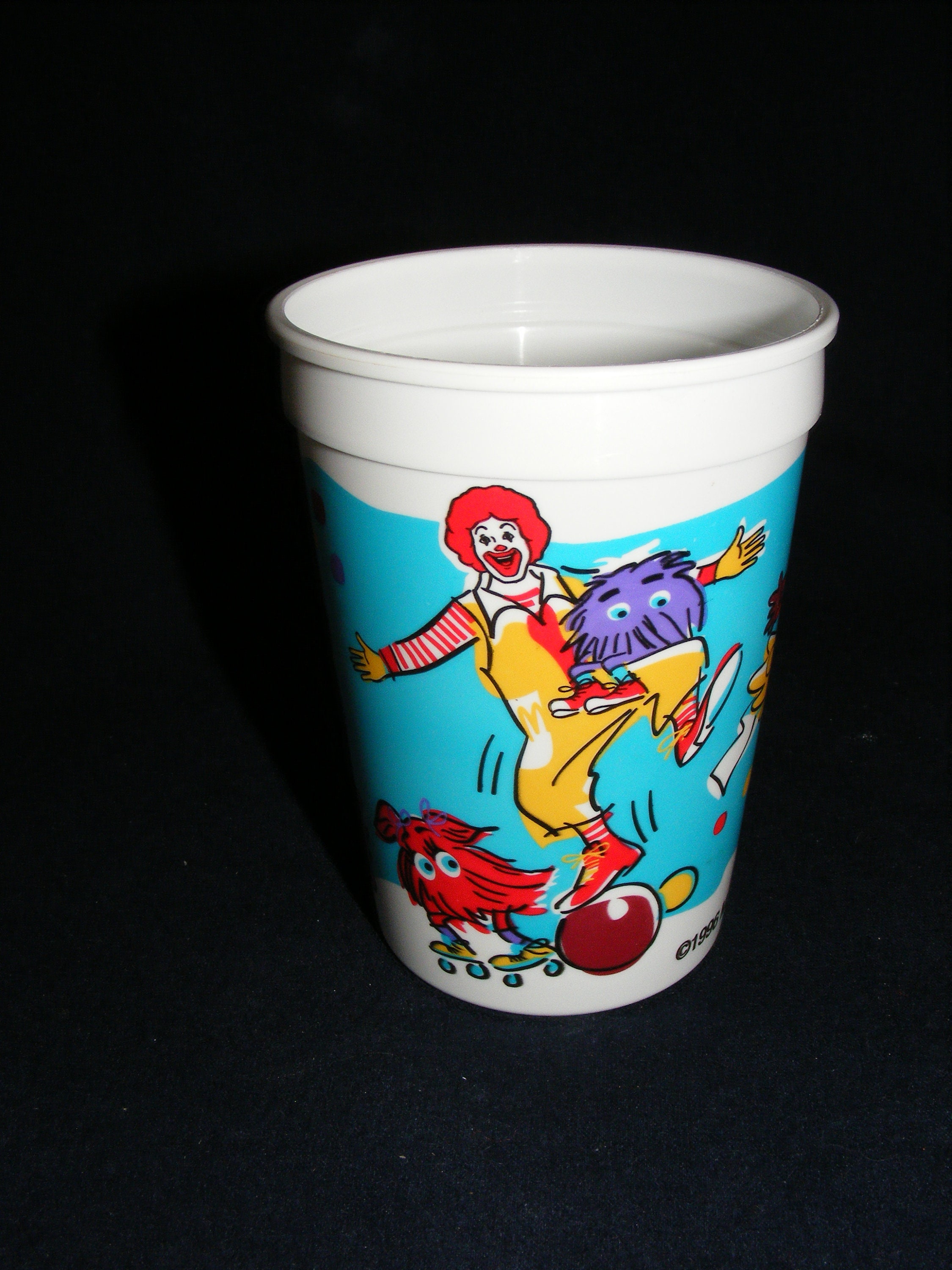 Lot 2 Mcdonald's Plastic Cups, Kids Cups, Childs Cups, Drinking Cups, Milk  Cups, Milk Glass, Drinking Glass, Ronald Mcdonald Cup, -  Norway
